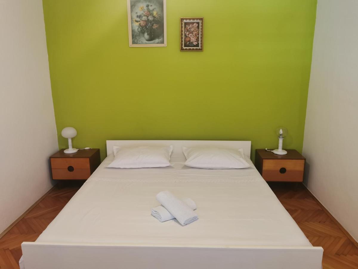 Apartman Tudor Kuzma Hvar Luaran gambar