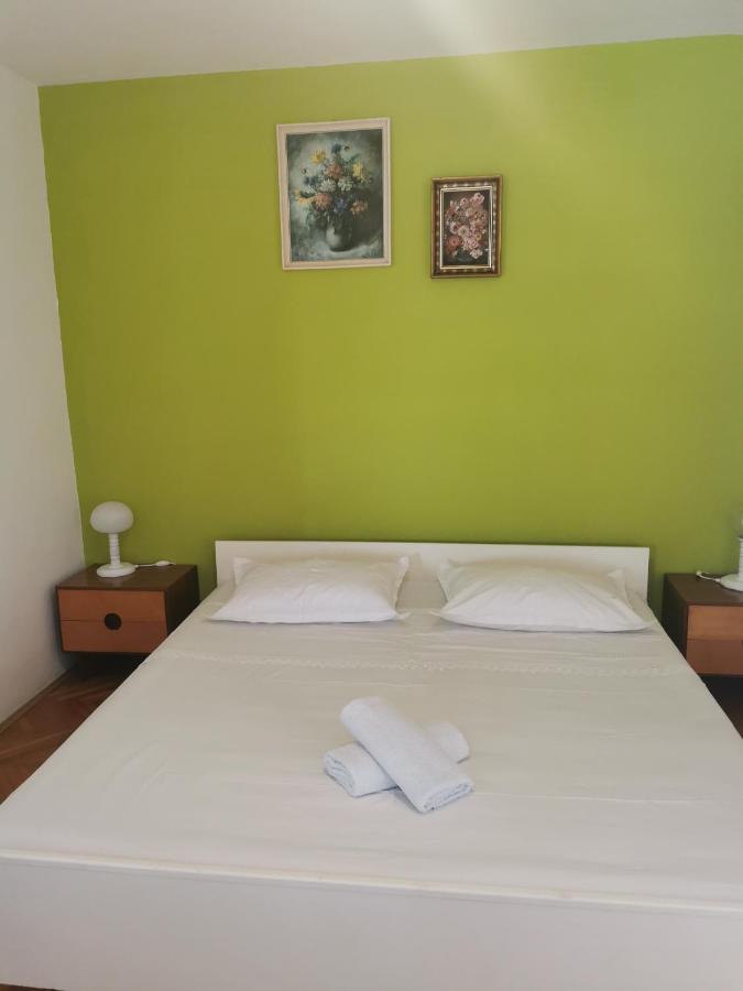 Apartman Tudor Kuzma Hvar Luaran gambar