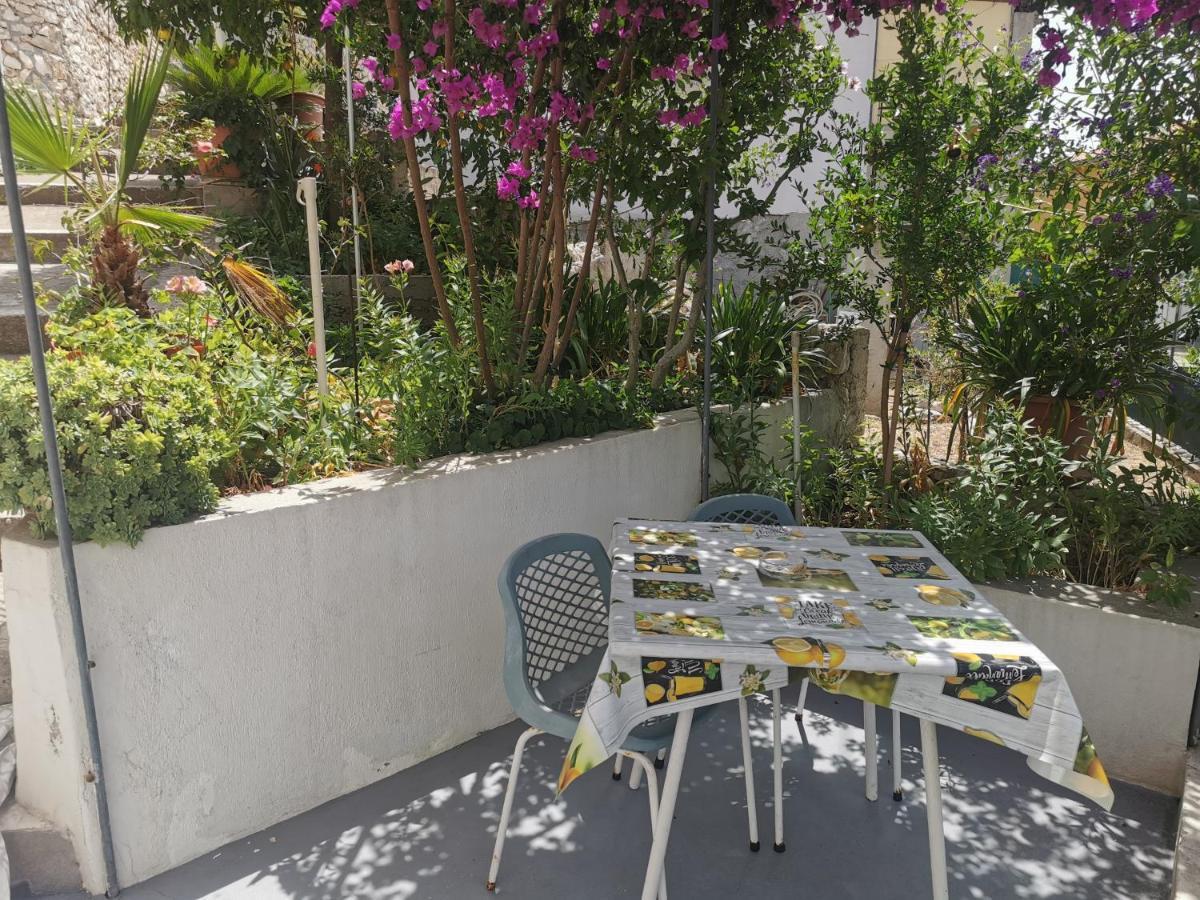 Apartman Tudor Kuzma Hvar Luaran gambar