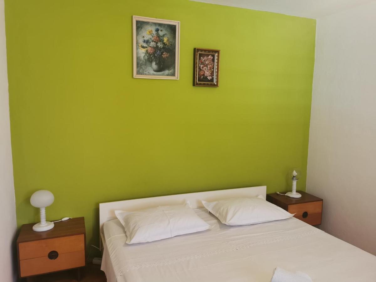 Apartman Tudor Kuzma Hvar Luaran gambar
