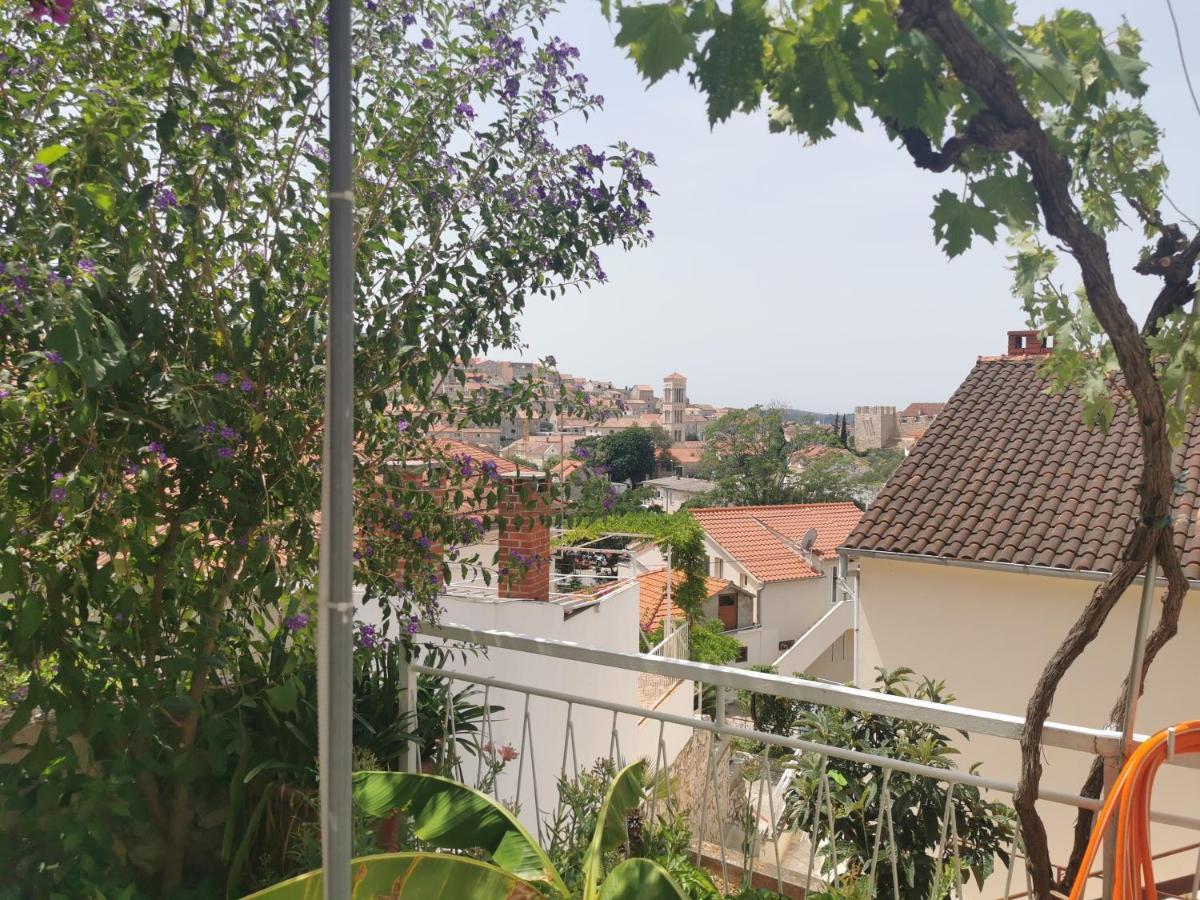 Apartman Tudor Kuzma Hvar Luaran gambar